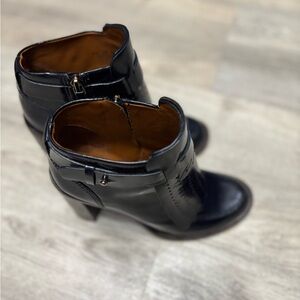 Tory Burch Navy Blue Leather Heeled Boots